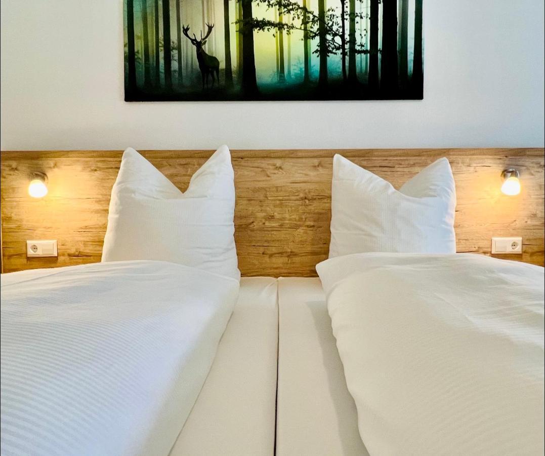 Landhotel Tanneneck - Ideal Fuer Gruppen, Familien Und Hunde Löffingen Eksteriør billede